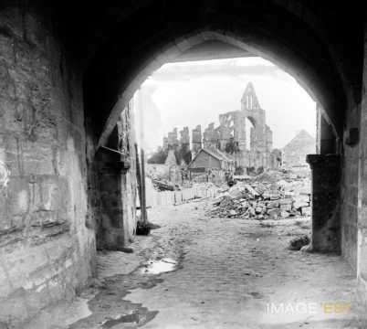 Eglise abbatiale (Longpont)