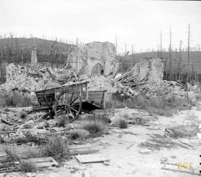 Eglise en ruines (Aisne)