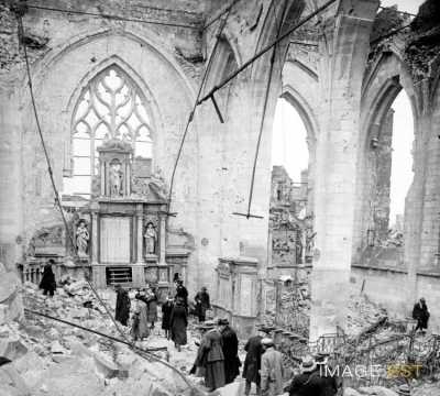 Eglise en ruines (Péronne)