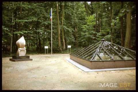 Monument Alain-Fournier (Saint-Rémy-la-Calonne)