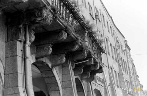 Balcons place Saint-Louis (Metz)