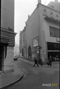 Angle de la rue de la Tête d'Or et de la rue des Bons Enfants (Metz)