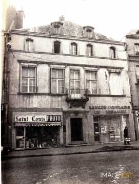 Immeuble place Saint-Louis (Metz)