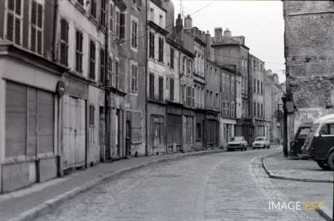Rue Saint-Médard (Metz)