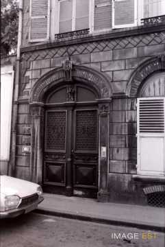 Portail 20, En Nexirue (Metz)