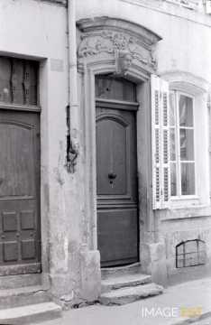 Porte rue Saint-Marcel (Metz)
