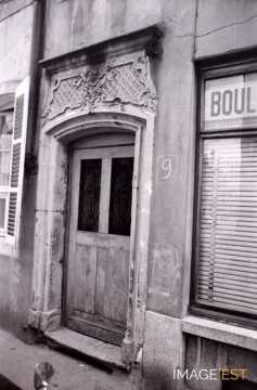 Porte rue Saint-Marcel (Metz)