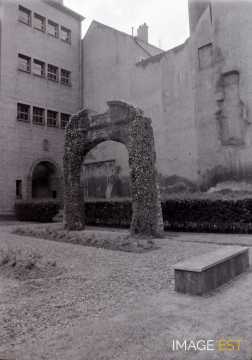Vestige de l'abbaye bénédictine de Saint-Vincent (Metz)