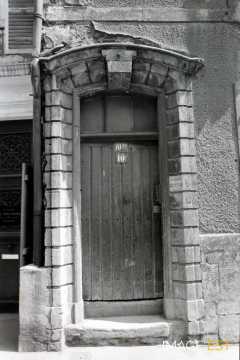 Ancienne porte 10, place Saint-Martin (Metz)