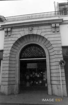 Entrée d'une maison rue des Clercs (Metz)