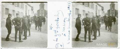 Groupe de militaires (Maron)