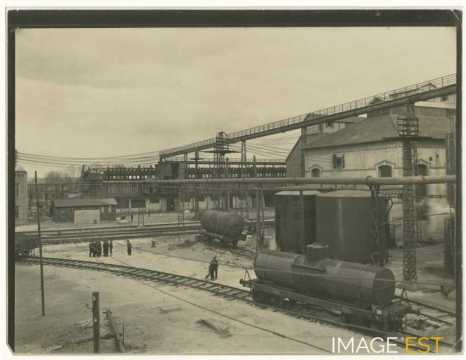 Cour d'usine (Pont-à-Mousson)