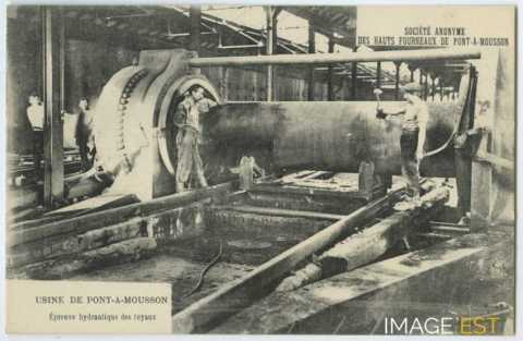 Épreuve hydraulique des tuyaux (Pont-à-Mousson)