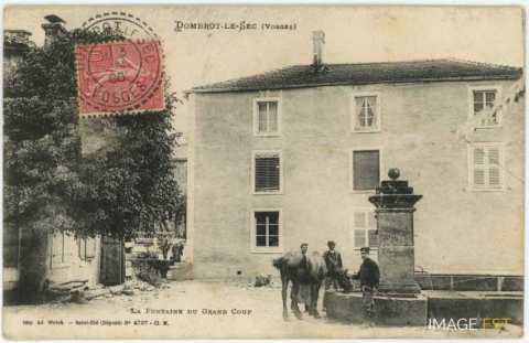Fontaine du Grand Loup (Dombrot-le-Sec)