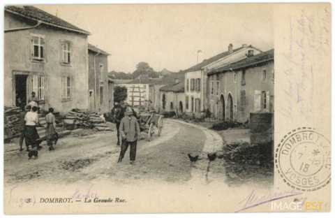 Grande rue (Dombrot-le-Sec)