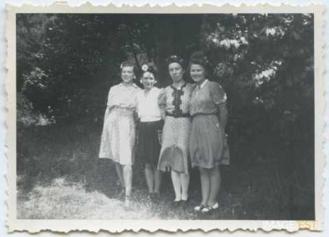 Quatre femmes (Bar-le-Duc)