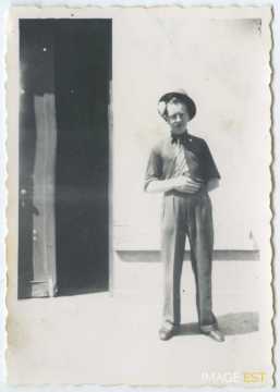 Homme au chapeau (Bar-le-Duc)