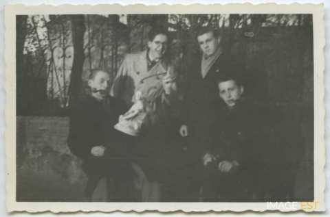 Groupe de personnes (Bar-le-Duc)