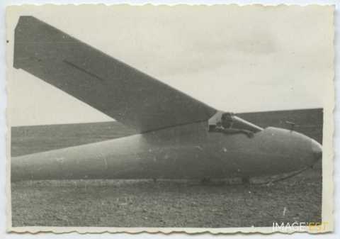 Planeur (Pont-Saint-Vincent)