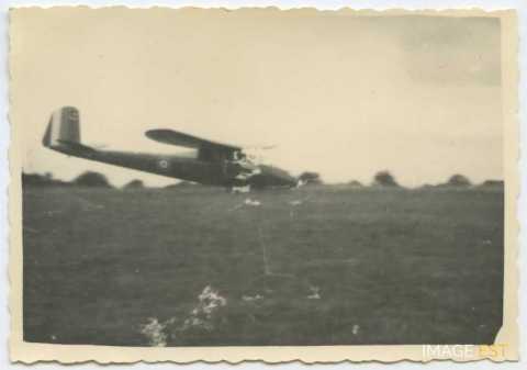 Planeur (Pont-Saint-Vincent)