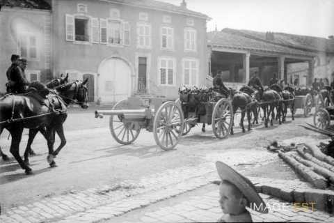 Convoi militaire (Vic-sur-Seille)