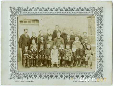 Photographie de classe (Sauville)