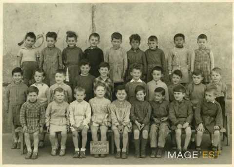 Photographie de classe (Rambervillers)