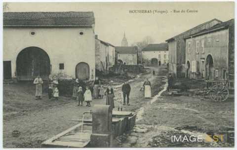 Rue du Centre (Housseras)