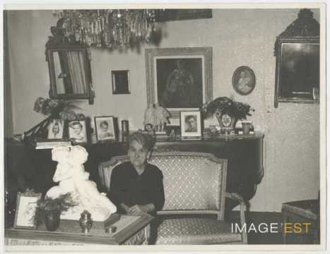Mme Férez
