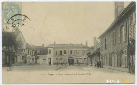 Hôtel de ville (Troyes)