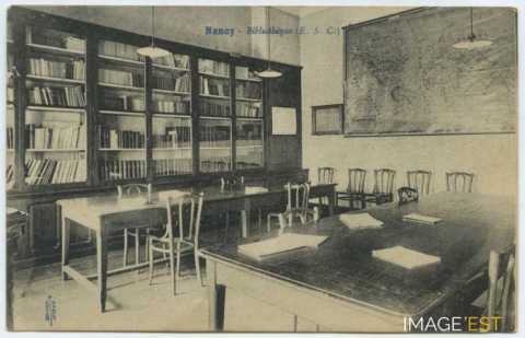 Bibliothèque (Nancy)