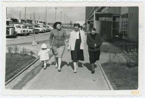 Groupe de femmes (Nancy)