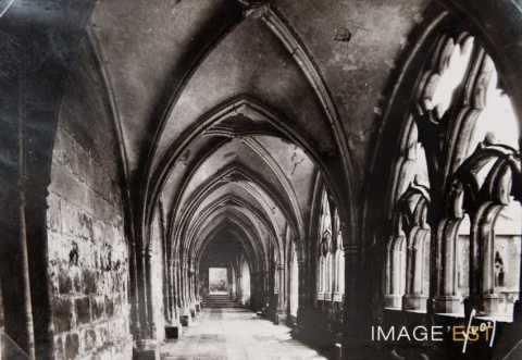 Cloître de la cathédrale (Saint-Dié-des-Vosges)