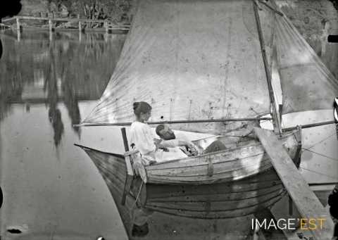 Photographie préparatoire à La Petite barque, d'Émile Friant