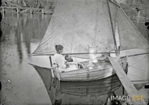 Photographie préparatoire à La Petite barque, d'Émile Friant