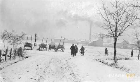 Soldats sur la neige