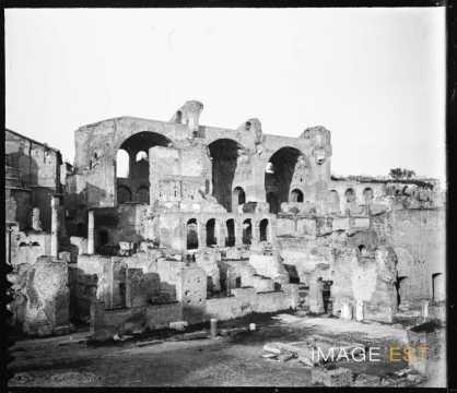Basilique de Maxence et Constantin (Rome)