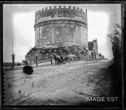 Mausolée de Cécilia Métella (Rome)