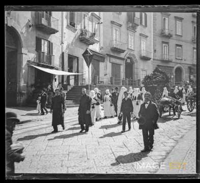 Cortège funéraire (Naples)