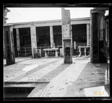 Ruines d'une maison (Pompéi)
