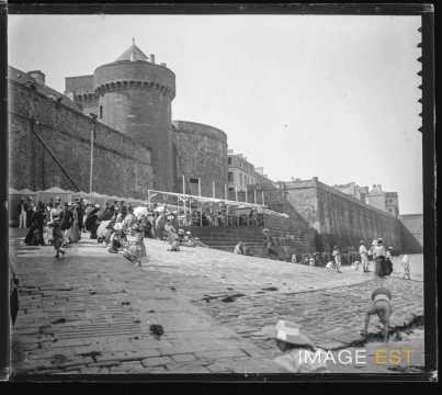 Tour Quic-en-Groigne (Saint-Malo)