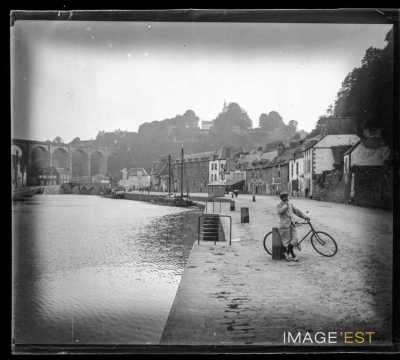 Port et viaduc (Dinan)