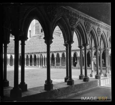 Promenoir de moines (Le Mont-Saint-Michel)