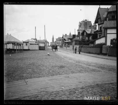 Rue des Bains (Houlgate)