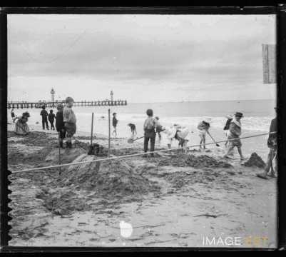 Jeux de plage (Trouville-sur-Mer)