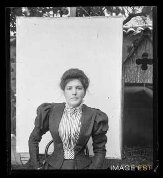 Portrait d'une femme (Nancy)