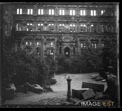 Cour du château (Heidelberg)