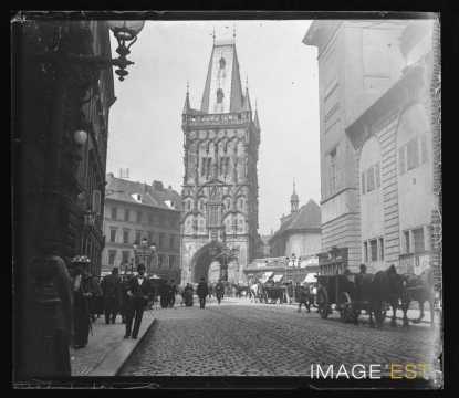 Tour Poudrière (Prague)