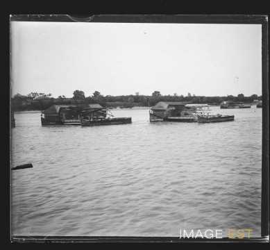 Bateaux-moulins (Budapest)