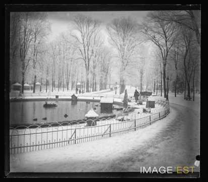 Jet d'eau du parc de la Pépinière (Nancy)